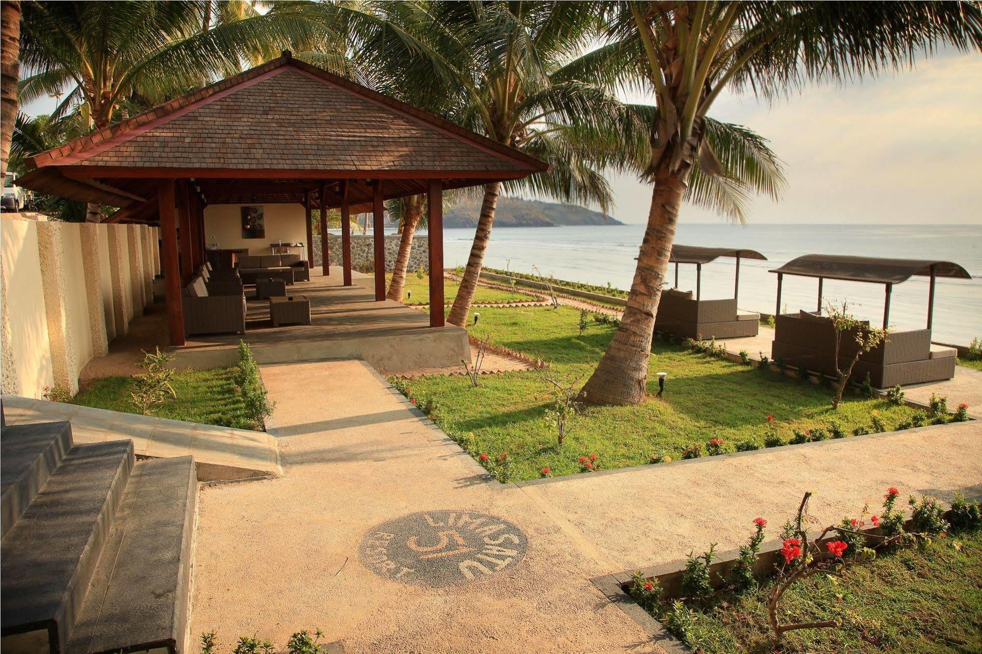 Lima Satu Resort Pemenang Exterior photo